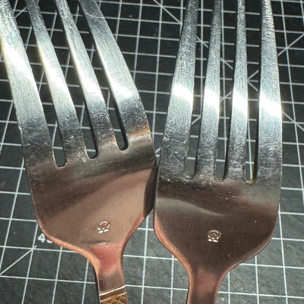 Argent Orfevres Stainless Steel Dinner Forks Textured Gold Tone Handle Set of 2